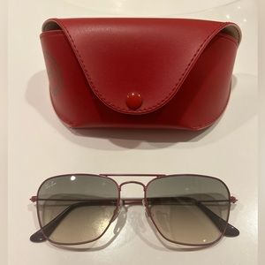 Ray-Ban Caravan Gradient Grey Lens Pink/Purple Frame Sunglasses RB3136